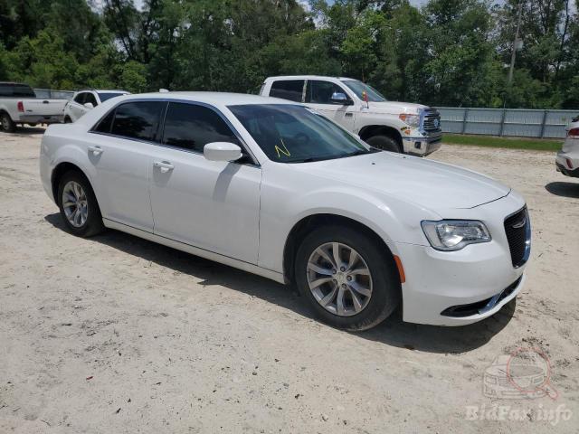 2C3CCAAG8NH903916 - 2022 Chrysler 300