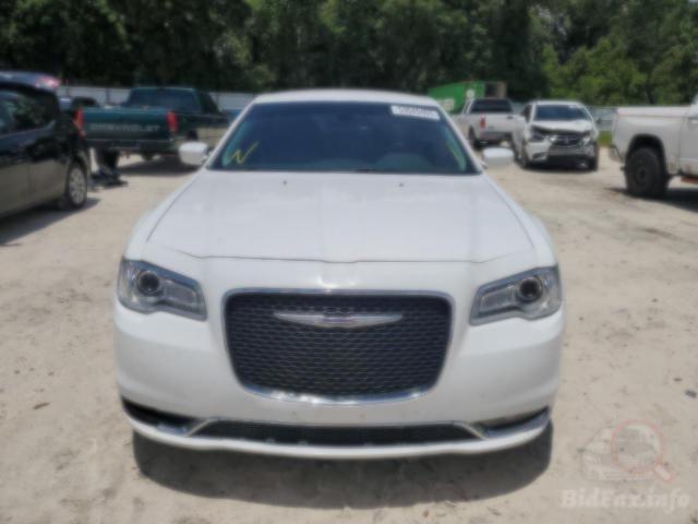 2C3CCAAG8NH903916 - 2022 Chrysler 300