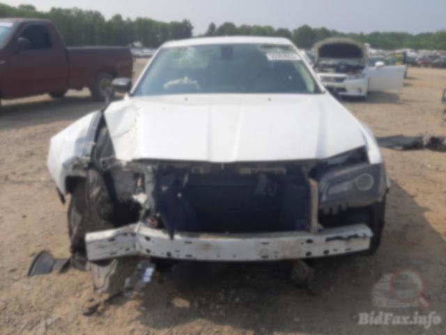 2C3CCAAG3NH275384 - 2022 Chrysler 300