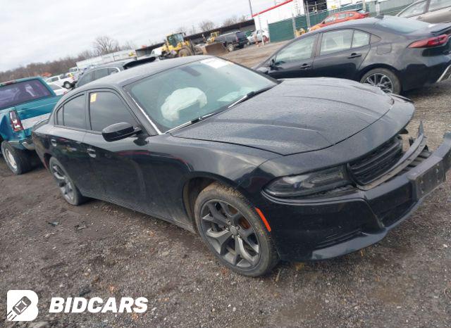 2C3CDXHG3NH867008 - Dodge Charger, Sxt 2022